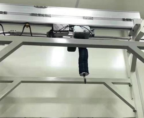 洁净空间吊重设备推荐：智能提升机和铝合金KBK轨道